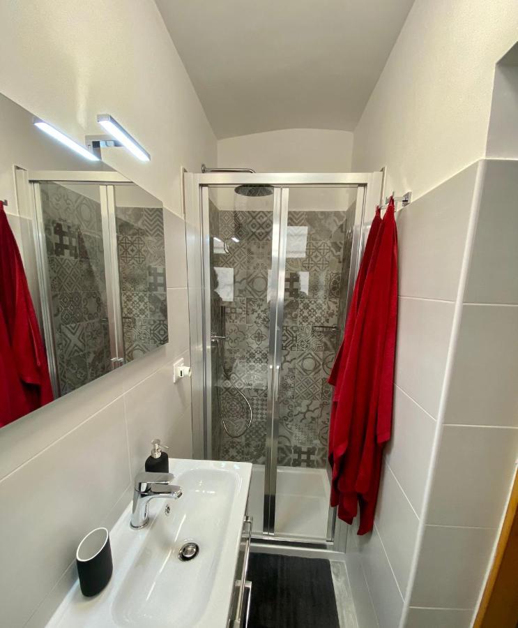 Pisani Apartment Bari Luaran gambar