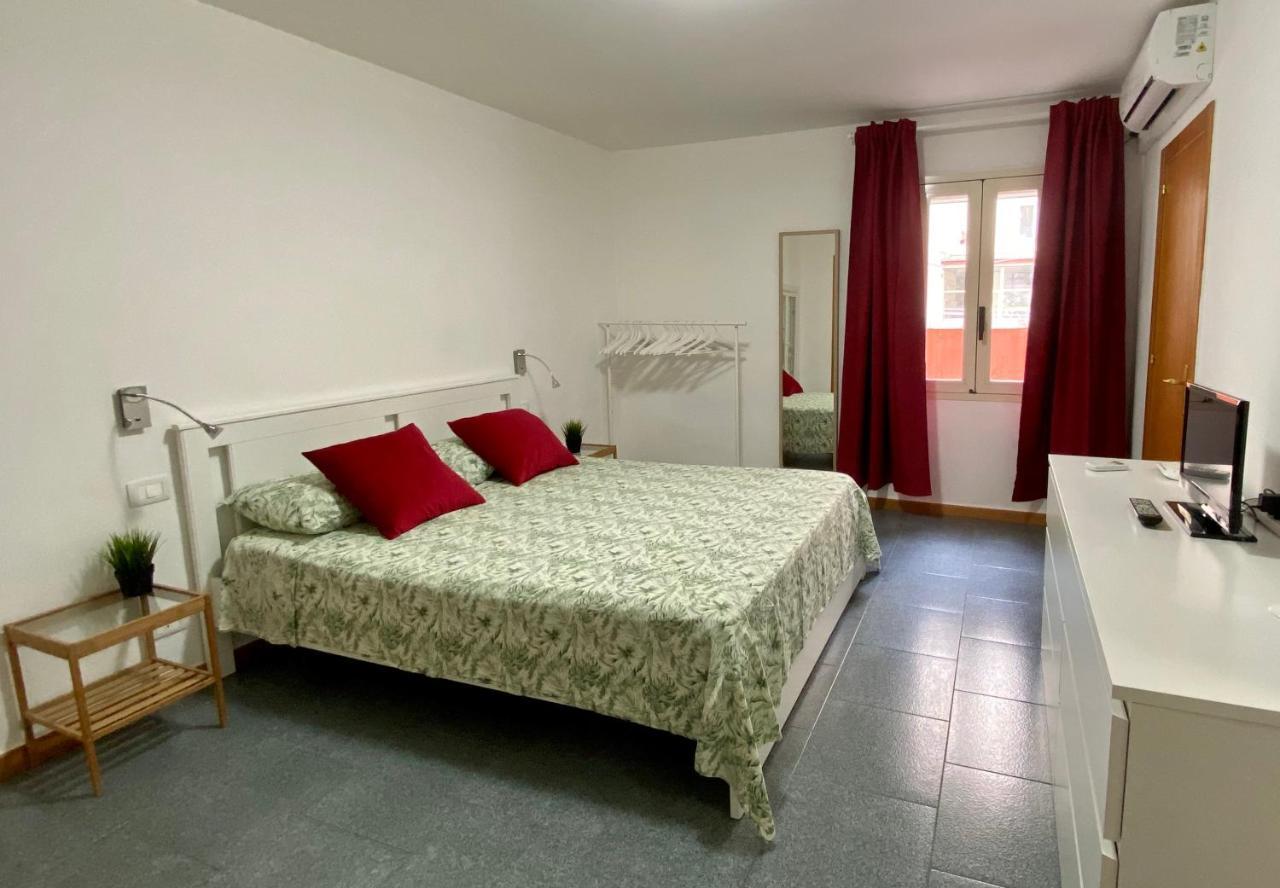 Pisani Apartment Bari Luaran gambar